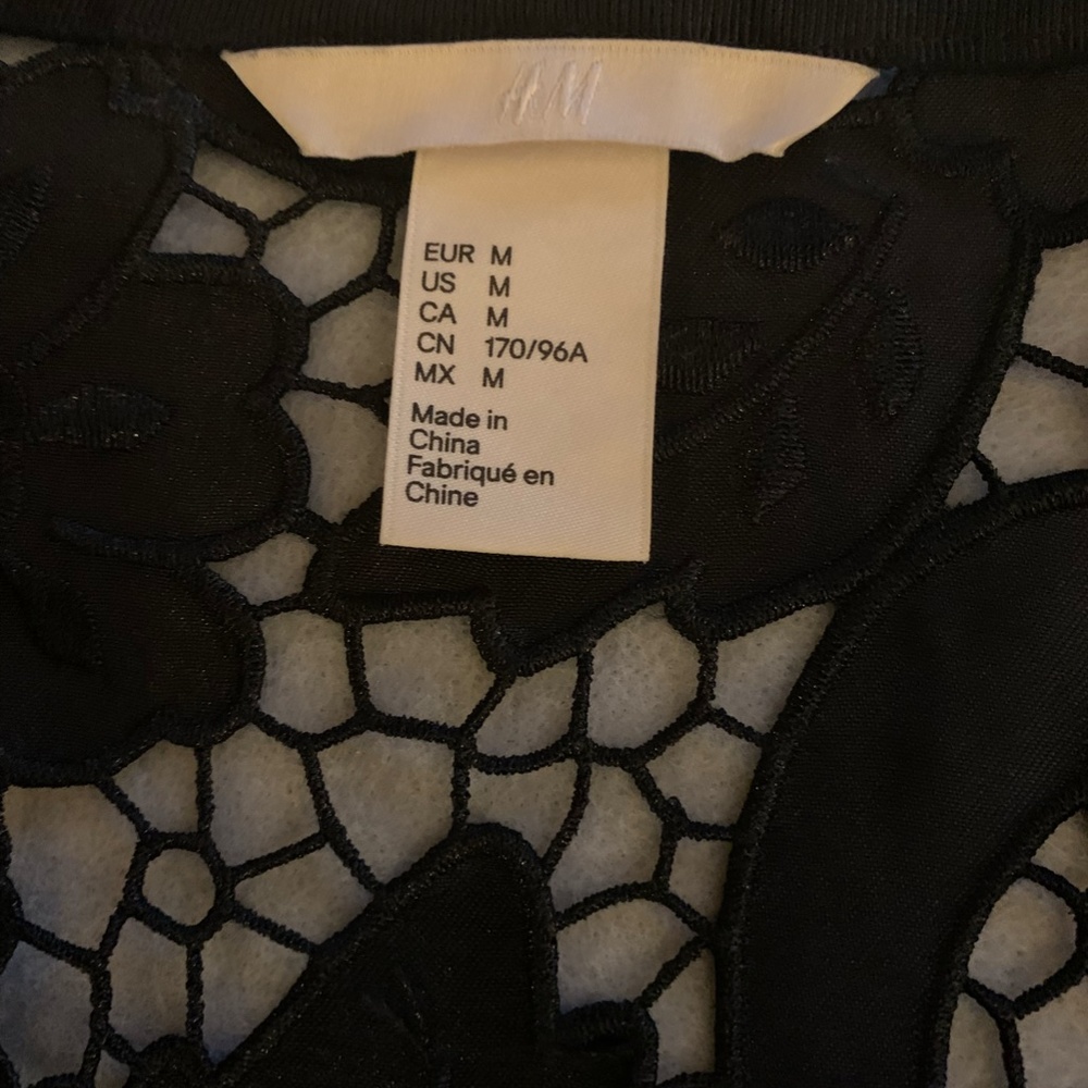 H&M Black Embroidered Satin Lacy Jacket - Picture 5 of 5